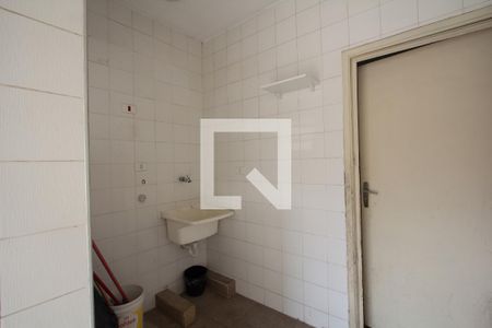 Casa à venda com 195m², 3 quartos e 1 vagaÁrea de Serviço