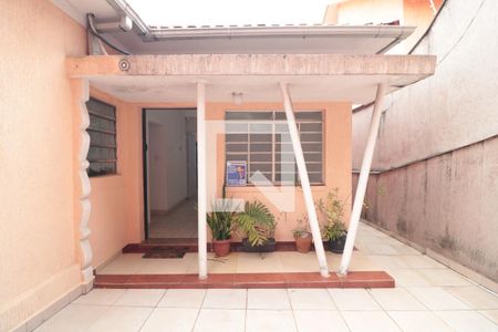 Casa para alugar com 70m², 2 quartos e sem vagaFachada