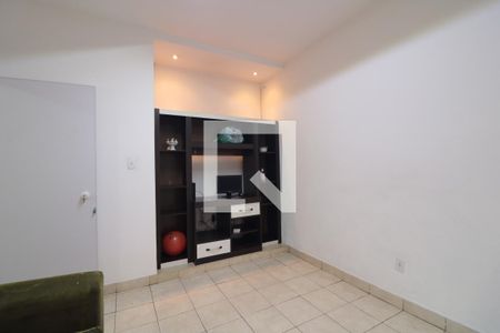 Sala de casa para alugar com 2 quartos, 70m² em Vila Bertioga, São Paulo