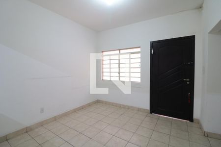 Sala de casa para alugar com 2 quartos, 70m² em Vila Bertioga, São Paulo