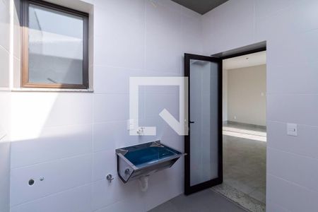 Apartamento à venda com 229m², 3 quartos e 4 vagasCobertura - Área de serviço 