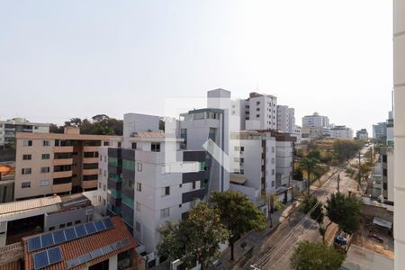 Apartamento à venda com 229m², 3 quartos e 4 vagasVista da suíte 2