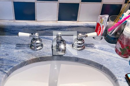 Apartamento à venda com 222m², 3 quartos e 3 vagasBanheiro da Suíte 3