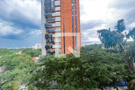 Apartamento à venda com 222m², 3 quartos e 3 vagasVista