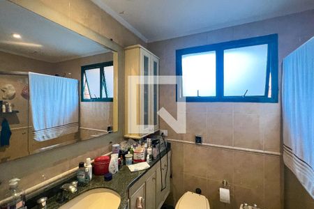 Apartamento à venda com 222m², 3 quartos e 3 vagasBanheiro da Suíte 2