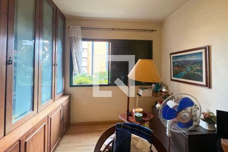 Apartamento à venda com 222m², 3 quartos e 3 vagasSuíte 1