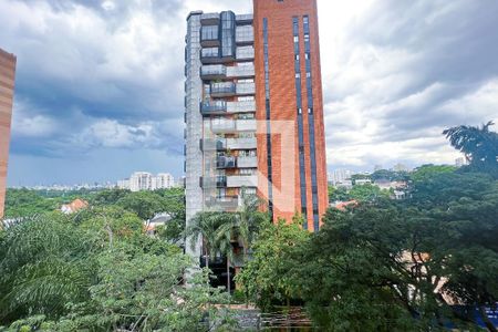 Apartamento à venda com 222m², 3 quartos e 3 vagasVista