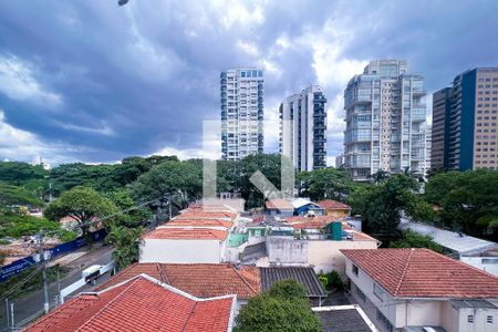 Apartamento à venda com 222m², 3 quartos e 3 vagasVista