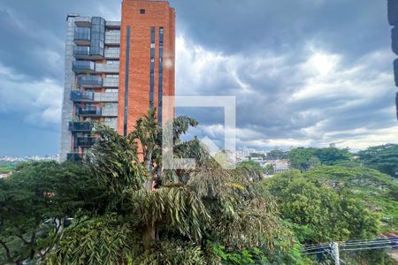 Apartamento à venda com 222m², 3 quartos e 3 vagasVista