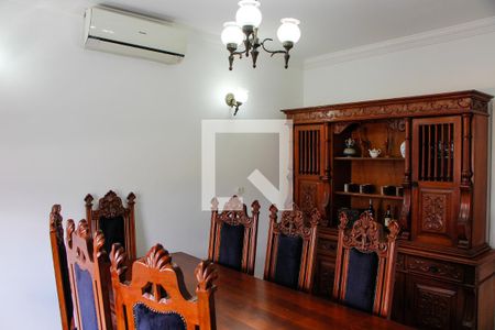 SALA de casa para alugar com 3 quartos, 256m² em Jardim Chapadão, Campinas