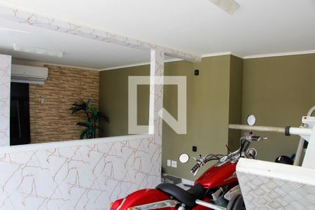 Casa à venda com 256m², 3 quartos e 4 vagas Casa à venda com 256m², 3 quartos e 4 vagasSALA PISO INFERIOR