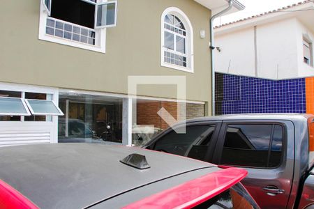 Casa à venda com 256m², 3 quartos e 4 vagas Casa à venda com 256m², 3 quartos e 4 vagasÁREA EXTERNA FRENTE