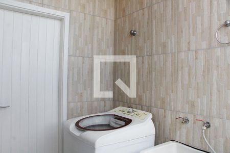 Casa à venda com 256m², 3 quartos e 4 vagas Casa à venda com 256m², 3 quartos e 4 vagasÁREA DE SERVIÇO