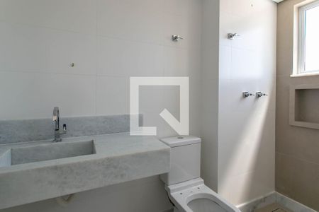 Apartamento à venda com 135m², 4 quartos e 4 vagas Apartamento à venda com 135m², 4 quartos e 4 vagasBanheiro da Suíte 1