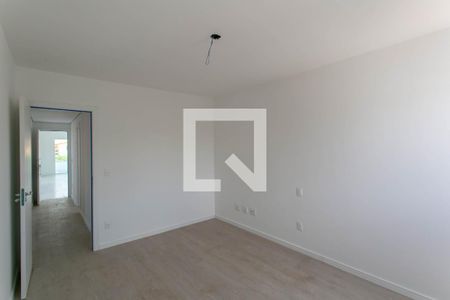 Apartamento à venda com 135m², 4 quartos e 4 vagas Apartamento à venda com 135m², 4 quartos e 4 vagasQuarto Suíte 2