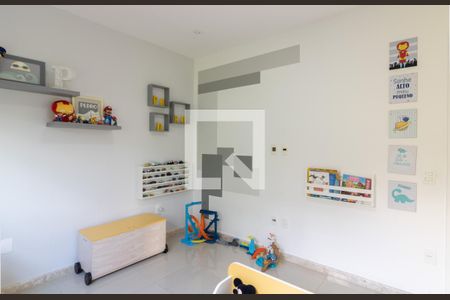 Casa de condomínio à venda com 360m², 4 quartos e 5 vagasQuarto 1