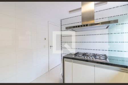 Casa de condomínio à venda com 360m², 4 quartos e 5 vagasCozinha