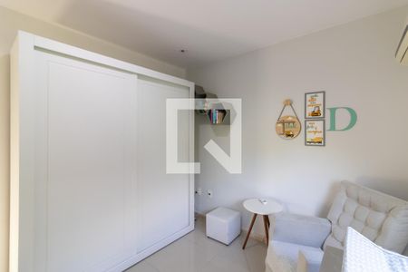 Casa de condomínio à venda com 360m², 4 quartos e 5 vagasQuarto 2