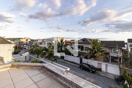 Casa de condomínio à venda com 360m², 4 quartos e 5 vagasSótão - Vista