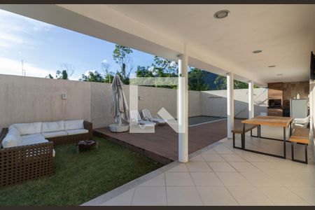 Casa de condomínio à venda com 360m², 4 quartos e 5 vagasÁrea Externa