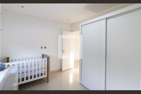 Casa de condomínio à venda com 360m², 4 quartos e 5 vagasQuarto 2