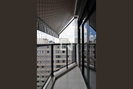 Apartamento à venda com 160m², 2 quartos e 2 vagasVaranda