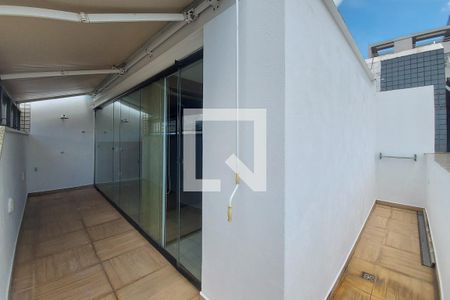 Apartamento à venda com 160m², 2 quartos e 2 vagasTerraço