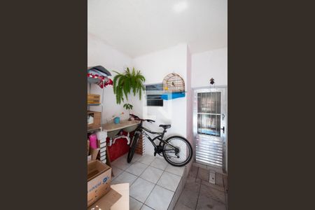 Casa à venda com 340m², 8 quartos e 3 vagas Casa à venda com 340m², 8 quartos e 3 vagasÁrea de Serviço