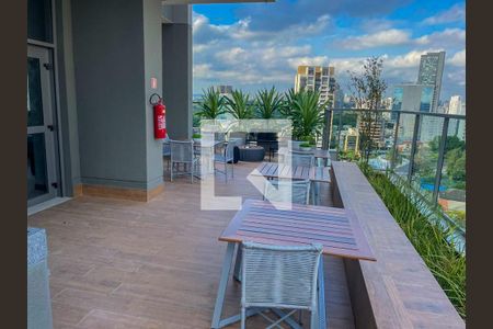 Studio à venda com 28m², 1 quarto e sem vaga Studio à venda com 28m², 1 quarto e sem vagaÁrea comum