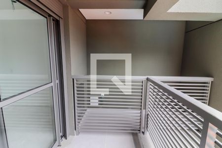 Studio à venda com 28m², 1 quarto e sem vaga Studio à venda com 28m², 1 quarto e sem vagaVaranda