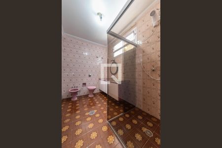 Casa à venda com 327m², 4 quartos e 11 vagasBanheiro Social