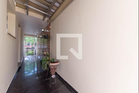 Casa à venda com 327m², 4 quartos e 11 vagasCorredor