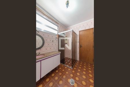 Casa à venda com 327m², 4 quartos e 11 vagasBanheiro Social