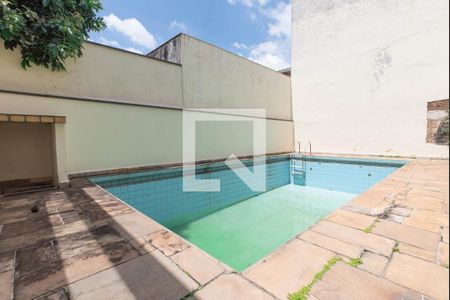 Casa à venda com 327m², 4 quartos e 11 vagasPiscina