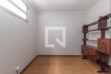 Casa à venda com 327m², 4 quartos e 11 vagasEscritório