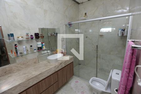 Casa à venda com 150m², 3 quartos e 2 vagasBanheiro da Suíte