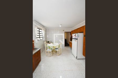 Casa à venda com 125m², 3 quartos e 2 vagasCozinha