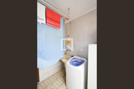 Casa à venda com 125m², 3 quartos e 2 vagasLavanderia