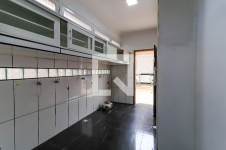 Casa à venda com 330m², 3 quartos e 8 vagas Casa à venda com 330m², 3 quartos e 8 vagasÁrea de Serviço