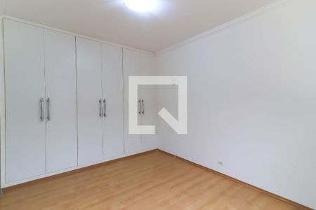 Casa à venda com 330m², 3 quartos e 8 vagas Casa à venda com 330m², 3 quartos e 8 vagasQuarto 1