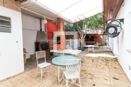 Casa à venda com 330m², 3 quartos e 8 vagas Casa à venda com 330m², 3 quartos e 8 vagasÁrea Gourmet