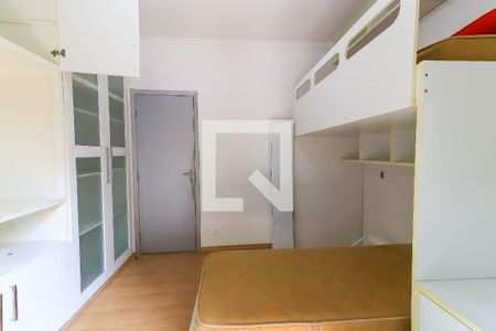 Casa à venda com 330m², 3 quartos e 8 vagas Casa à venda com 330m², 3 quartos e 8 vagasQuarto 2