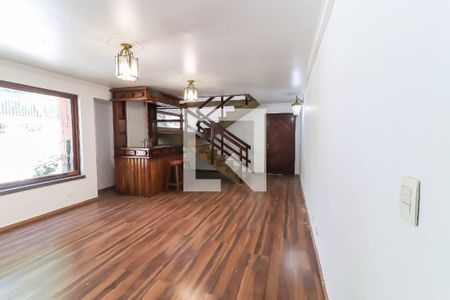 Sala 1 de casa à venda com 3 quartos, 330m² em Vila Inah, São Paulo