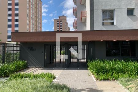 Studio à venda com 27m², 1 quarto e 1 vaga Studio à venda com 27m², 1 quarto e 1 vagaFachada e portaria