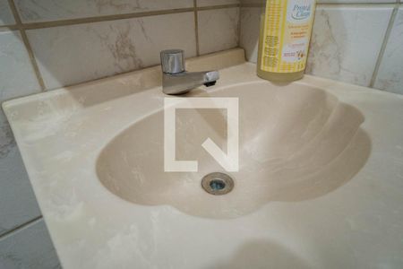 Casa à venda com 180m², 3 quartos e 2 vagas Casa à venda com 180m², 3 quartos e 2 vagasBanheiro 3