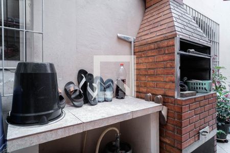 Casa à venda com 180m², 3 quartos e 2 vagas Casa à venda com 180m², 3 quartos e 2 vagasChurrasqueira