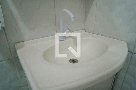 Casa à venda com 180m², 3 quartos e 2 vagas Casa à venda com 180m², 3 quartos e 2 vagasBanheiro