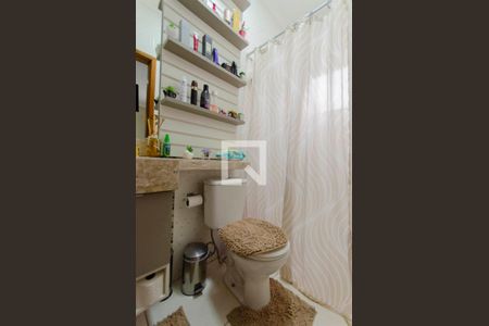 Casa de condomínio à venda com 120m², 3 quartos e 2 vagasBanheiro Suíte