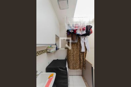 Casa de condomínio à venda com 120m², 3 quartos e 2 vagasÁrea de Serviço