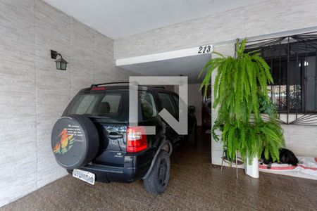 Casa à venda com 105m², 2 quartos e 3 vagas Casa à venda com 105m², 2 quartos e 3 vagasGaragem